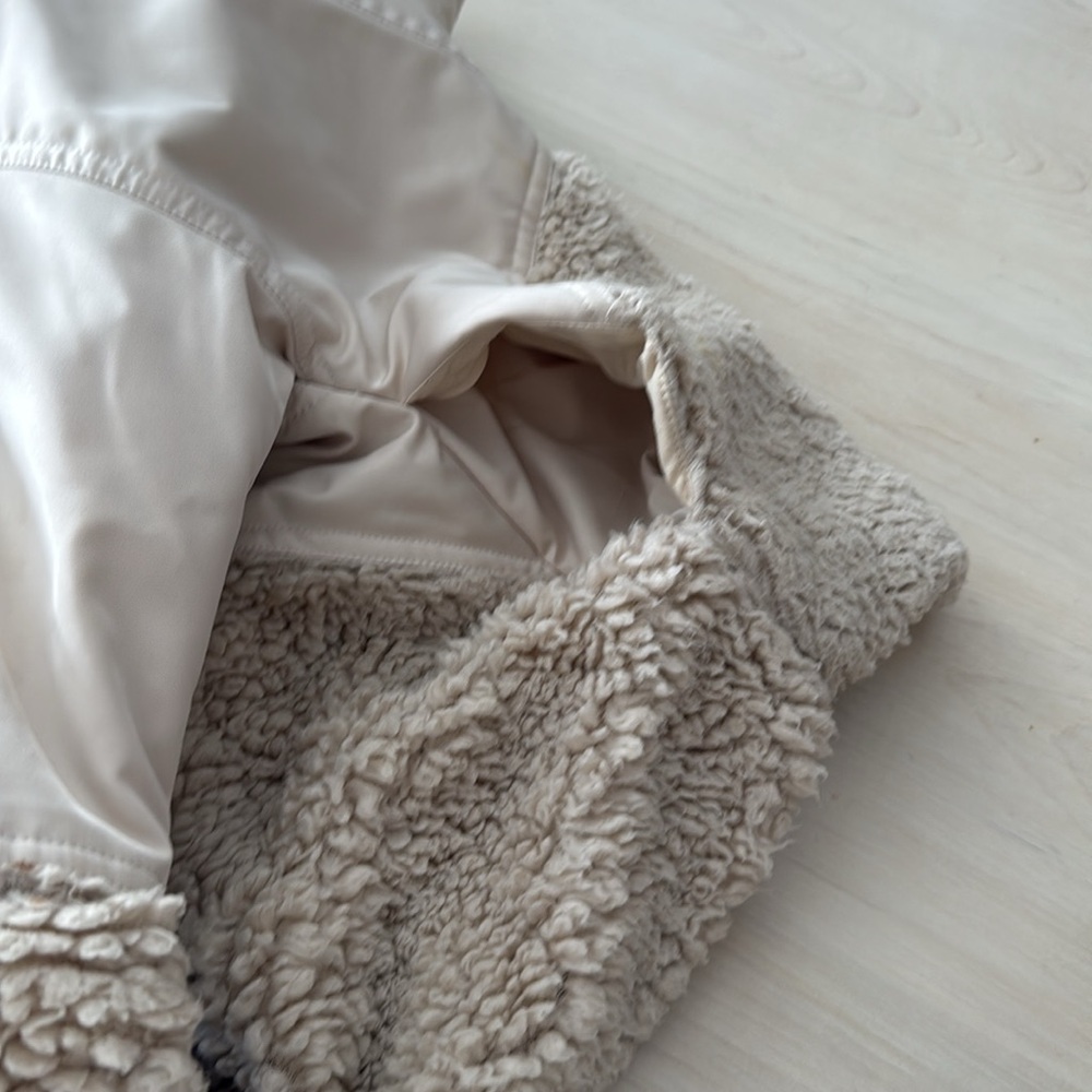 Spring like jacket - image 3